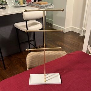 Amazon Gold and White Jewelry Organizer